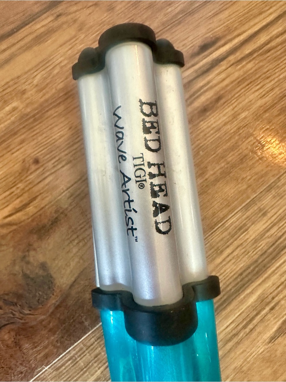 TIGI Bed Head Triple Barrel Waver - Silver & Teal